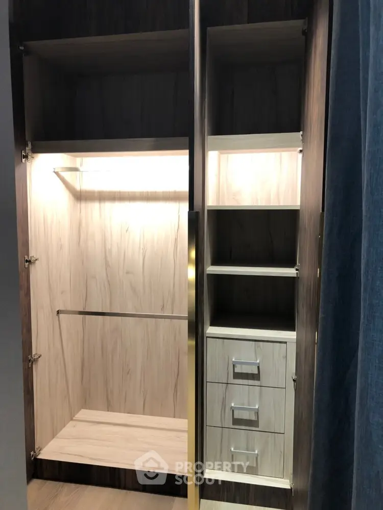  1 Bedroom Condo at Ashton Silom-1