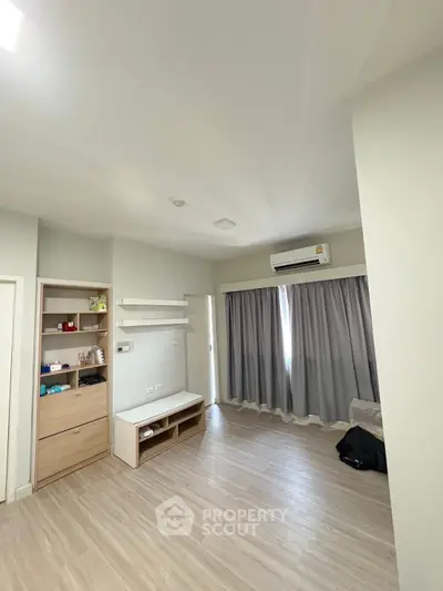 image_rental-23719210