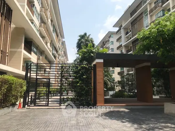 image_rental-9032313