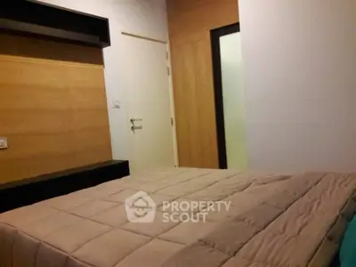  1 Bedroom Condo at Condolette Ize Ratchathewi-2