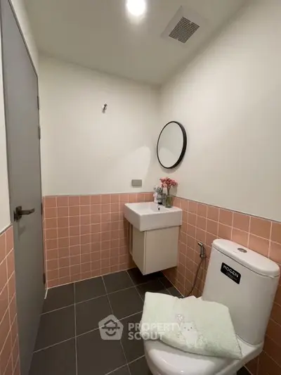 Modern bathroom with sleek design and contemporary fixtures