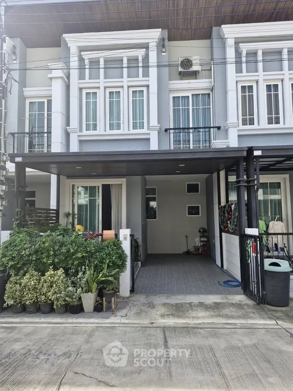 image_rental-22999338