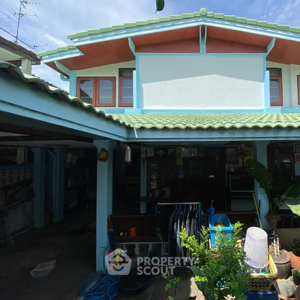 image_rental-8342585