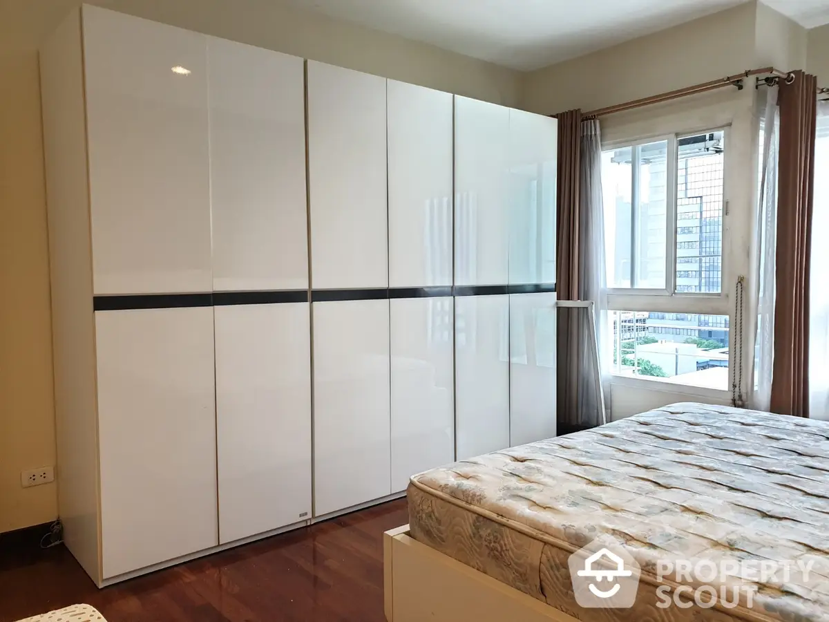  2 Bedrooms Condo at Pg Rama 9-1