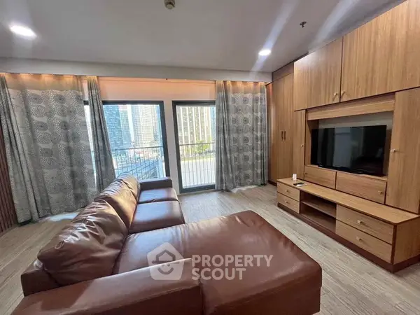 image_rental-30942512