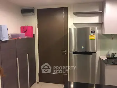 Fully Furnished 1 Bedroom Condo at 15 Sukhumvit Residences-2