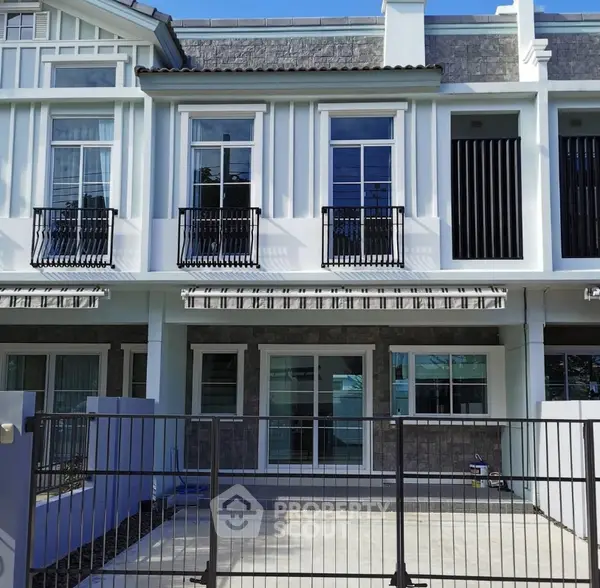 image_rental-27900288