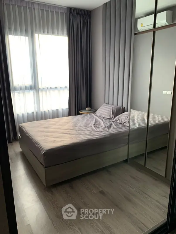 image_rental-10840794