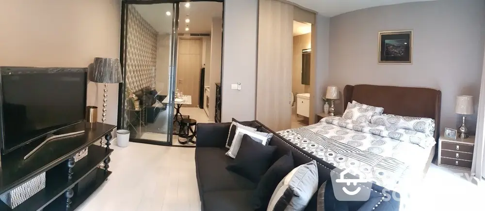  1 Bedroom Condo at Noble Ploenchit-1