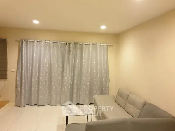 image_rental-31320069