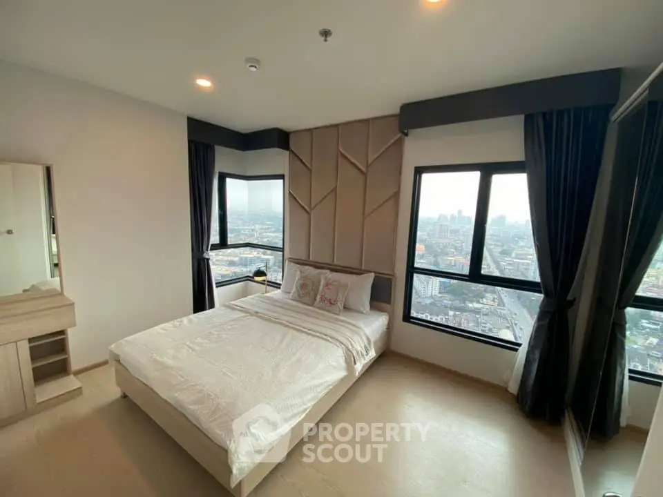2 Bedrooms Condo at The Tree สุขุมวิท 71 เอกมัย-1