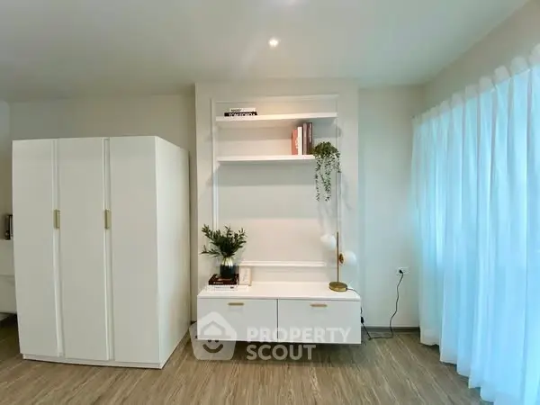 image_rental-26491711