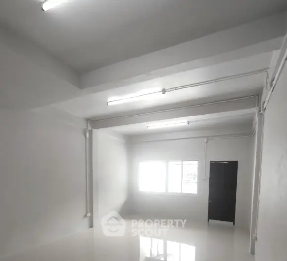 image_rental-13480713