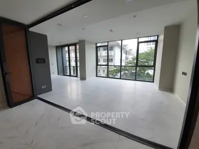 image_rental-4662380