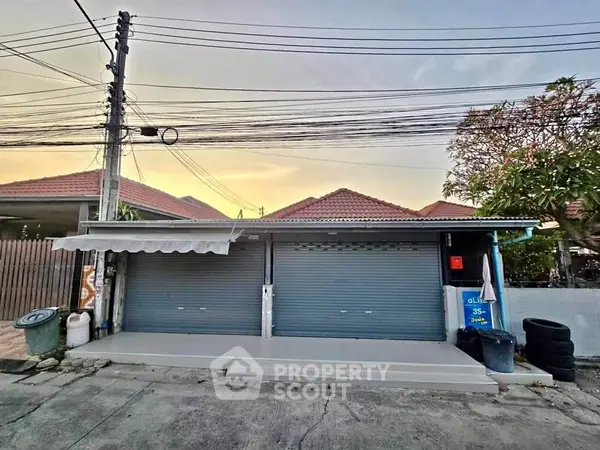 image_rental-29703714