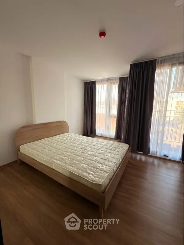 image_rental-31042257