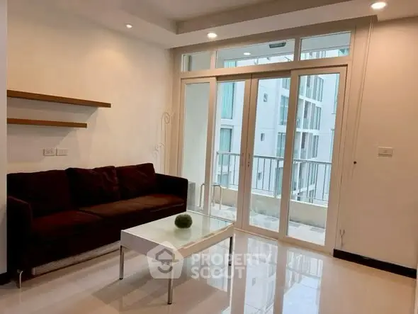 image_rental-28385670