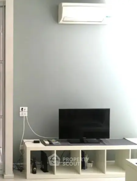 image_rental-26090673