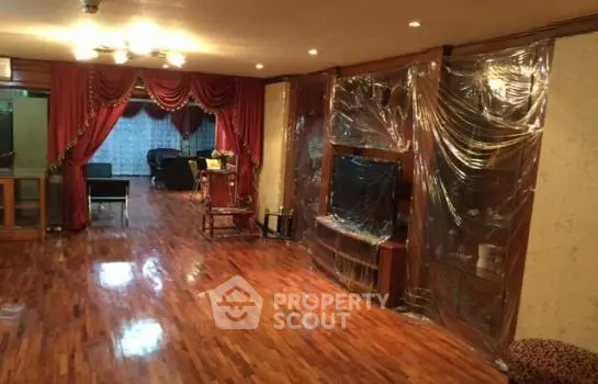 image_rental-2045493