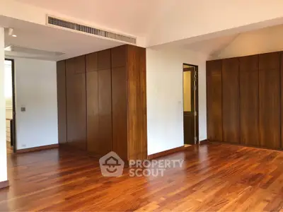 image_rental-29167070