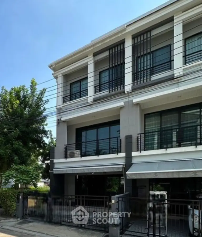 Screenshot 2025-12-20 184428.png