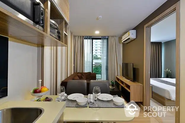 Fully Furnished 1 Bedroom Apartment at Ten Ekamai Suites By Aspira-1