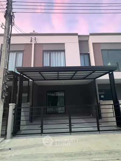 image_rental-28006241