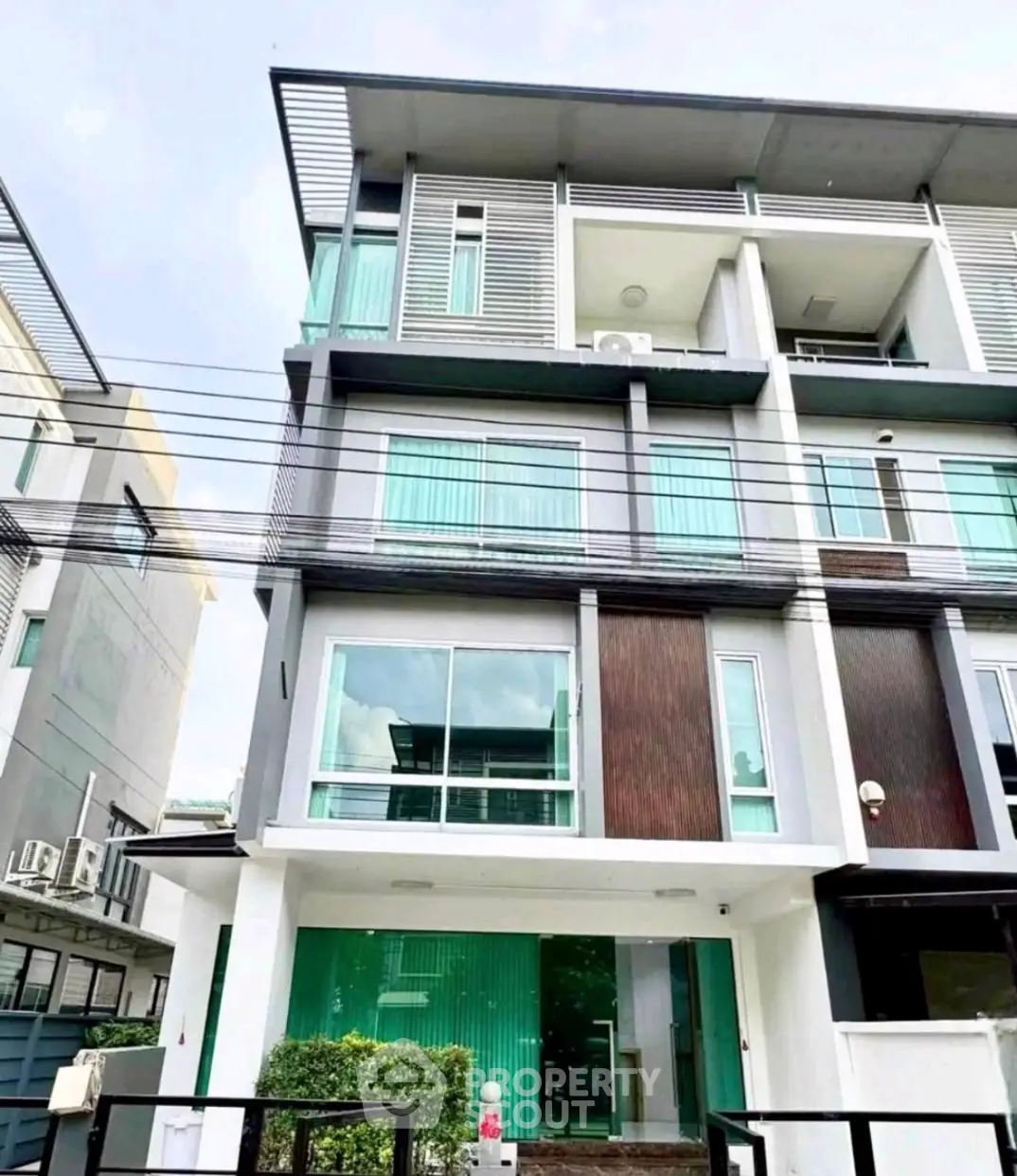 Screenshot 2568-10-27 at 15.12.13.jpg