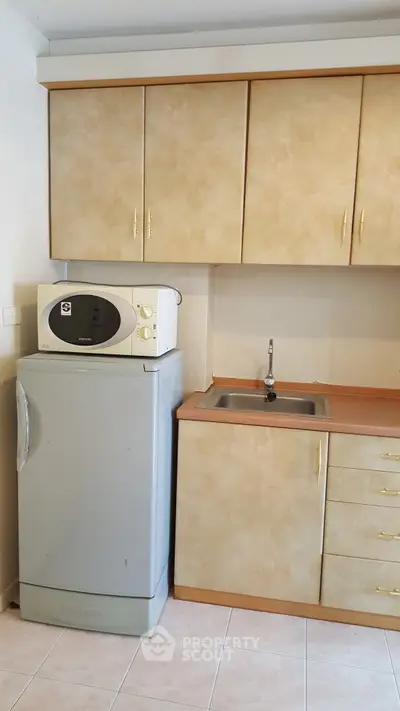  1 Bedroom Condo at Silom Terrace Condominium-2