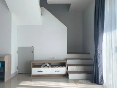 image_rental-7003008