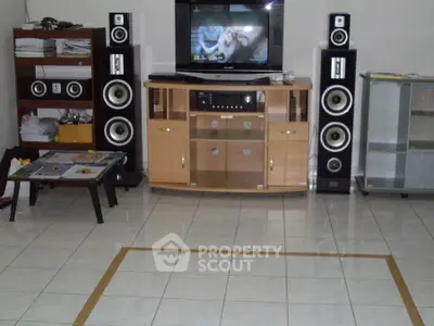 image_rental-30274772