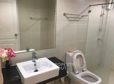 Fully Furnished 1 Bedroom Condo at Belle Grand Rama 9-3