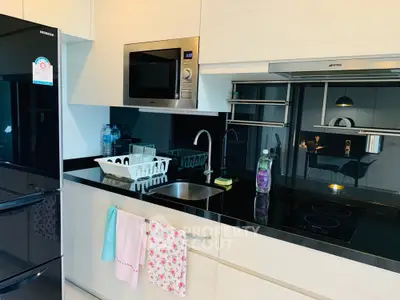  1 Bedroom Condo at The Room Sukhumvit 21-3