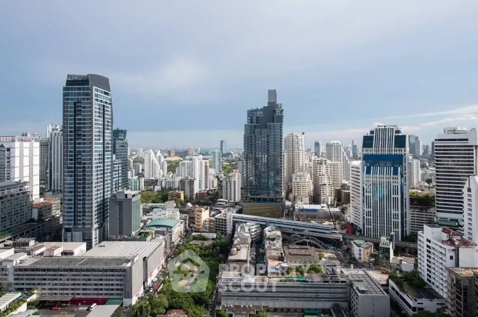 Stunning cityscape view showcasing modern skyscrapers and urban landscape.