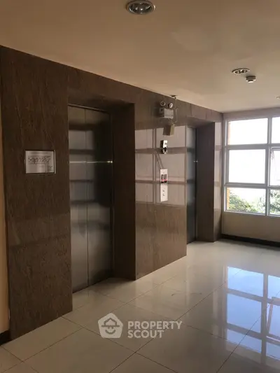  1 Bedroom Condo at The Amethyst Sukhumvit 39-4