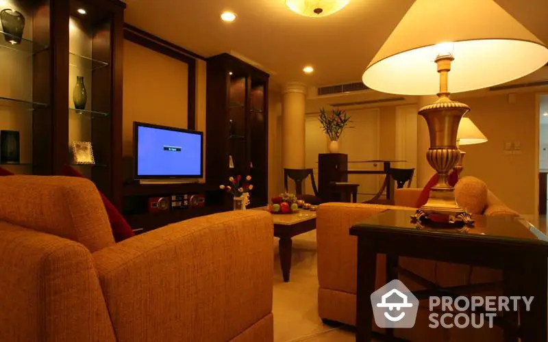  4 Bedrooms Condo -1