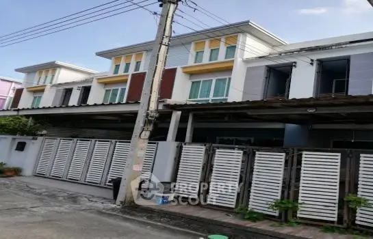 image_rental-6755516