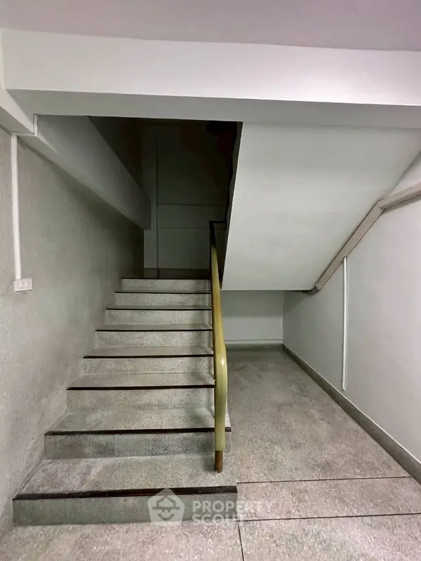 image_rental-27546636