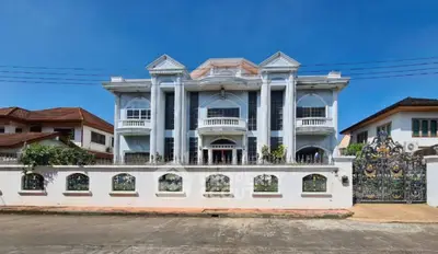 image_rental-31602189