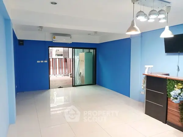 image_rental-27488597