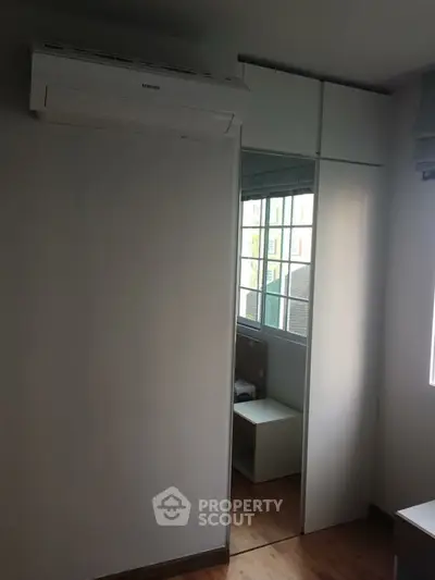 2 Bedrooms Condo at Tulip Square อ้อมน้อย Livingroom
