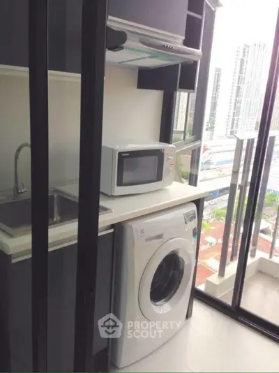  1 Bedroom Condo at Pela Wutthakat-2