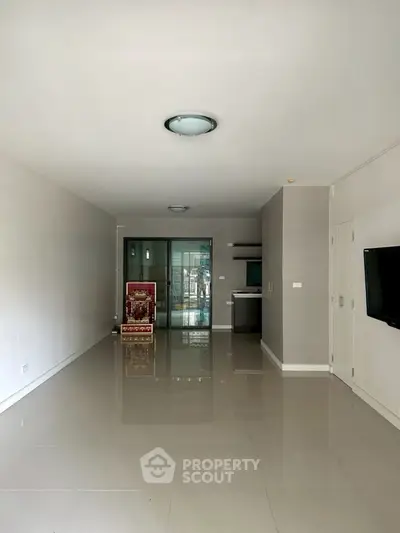 image_rental-28004574