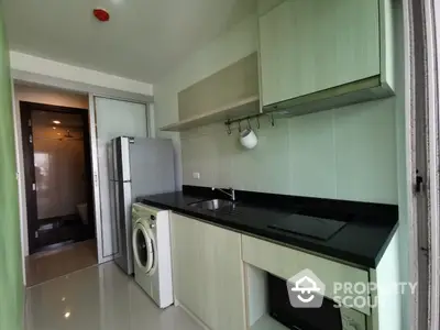  1 Bedroom Condo at Rhythm Sathorn Narathiwas-3