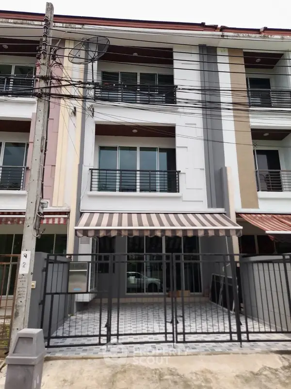 image_rental-20203976