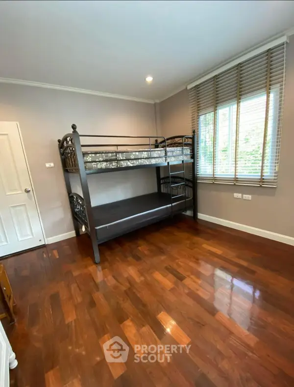 image_rental-19188977