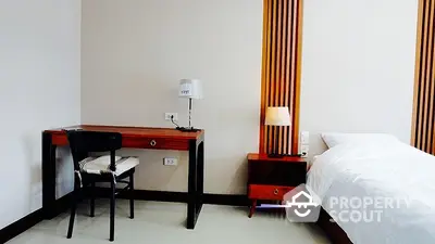 Fully Furnished 3 Bedrooms Apartment at สบายดี-4