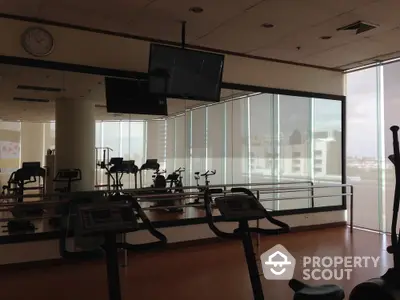  4 Bedrooms Condo at Central City East Tower-2