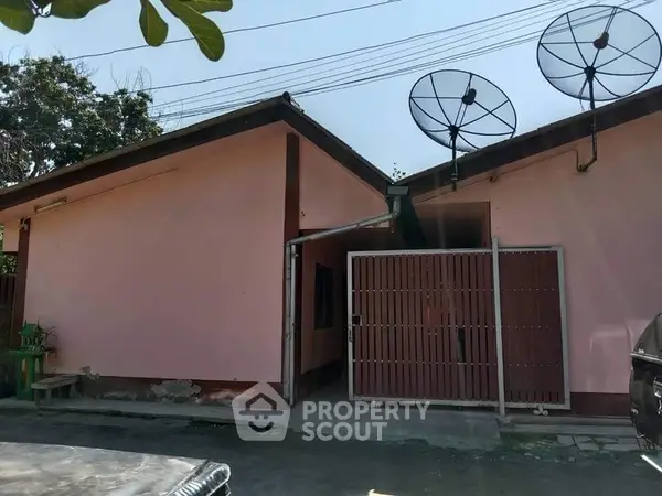 image_rental-13708211