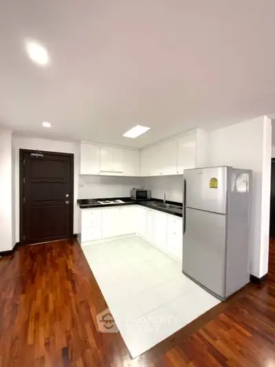 image_rental-29044486